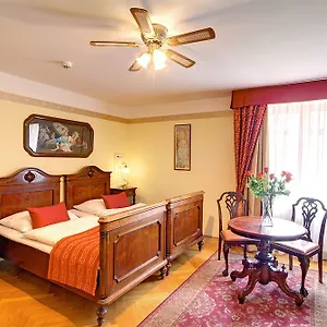 **** Hotell Mucha Tjeckien